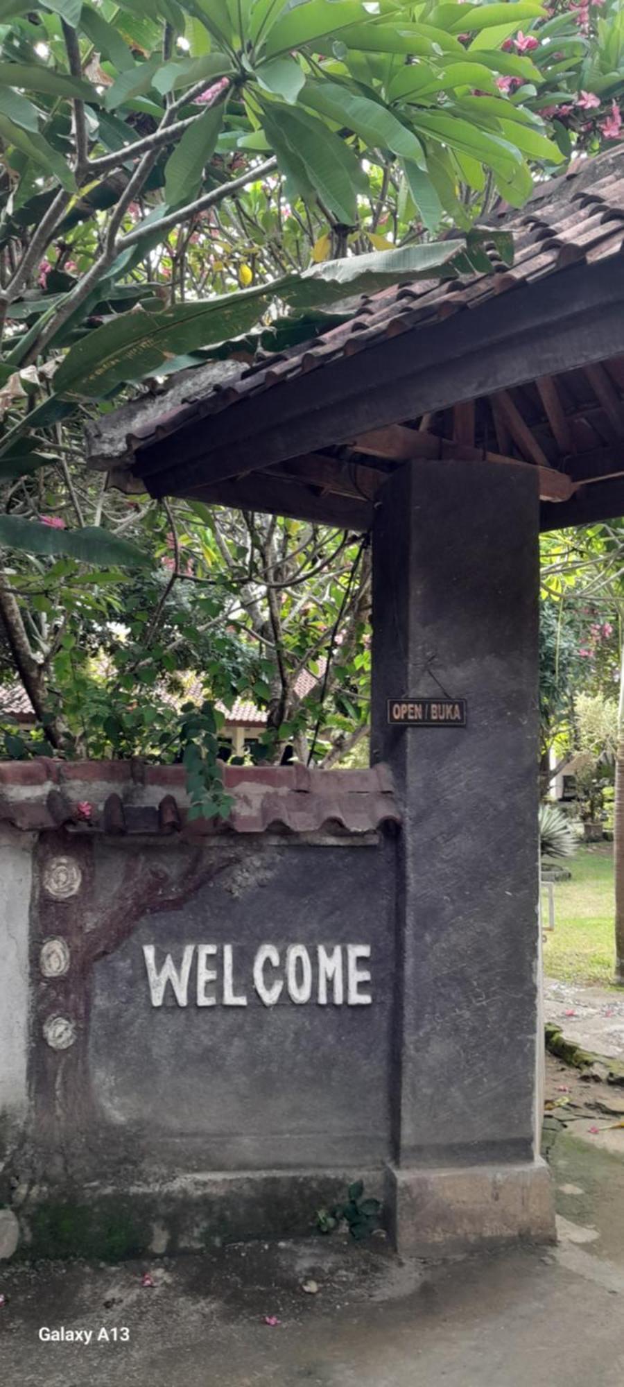 Indah Homestay Senggigi Luaran gambar